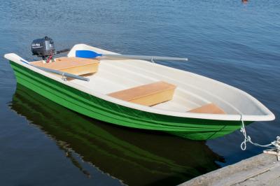 Стеклопластиковая лодка ВИЗА Легант-425