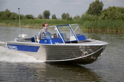 Лодка алюминиевая Салют-Classic 430 "Scout"
